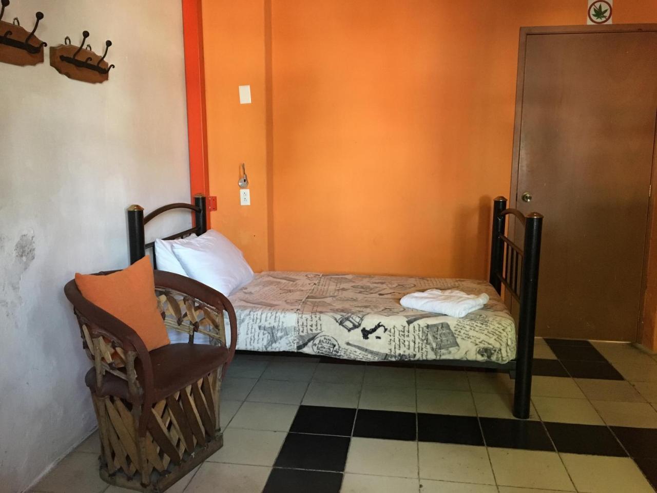 Hostal De Maria Guadalajara Exterior foto